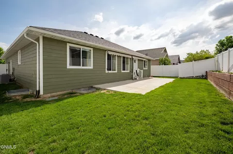 Exterior - 2010 23rd St W, Williston, ND 58801 photo 2 of 2