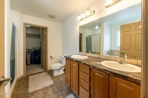 Bath - 2010 23rd St W, Williston, ND 58801 photo 2 of 4