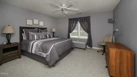 Bedroom - 751 Juniper Dr, Bismarck, ND 58503 photo 5 of 7