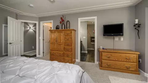 Bedroom - 751 Juniper Dr, Bismarck, ND 58503 photo 4 of 7