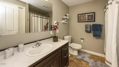 Bath - 751 Juniper Dr, Bismarck, ND 58503 photo 6 of 7