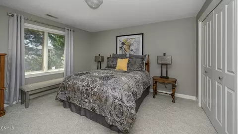 Bedroom - 751 Juniper Dr, Bismarck, ND 58503 photo 6 of 7