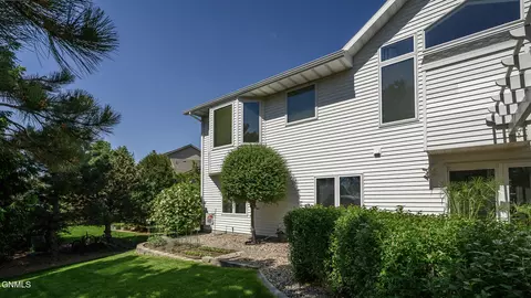 Exterior - 751 Juniper Dr, Bismarck, ND 58503 photo 7 of 8