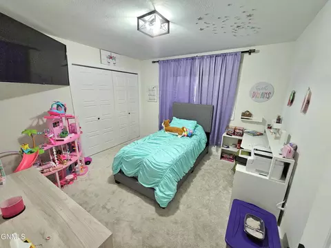 Bedroom - 2113 9th Ave E, Williston, ND 58801 photo 2 of 7
