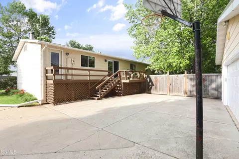 Exterior - 312 18th St E, Williston, ND 58801 photo 4 of 6