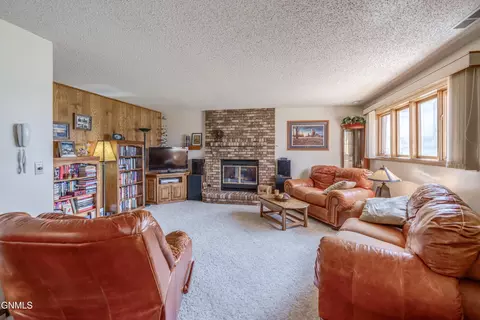 Living - 410 3rd St, Riverdale, ND 58565 photo 4 of 6