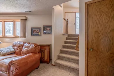 Entry Way - 410 3rd St, Riverdale, ND 58565 photo 6 of 9