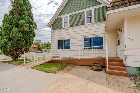 725 Main St, Hebron, ND 58638