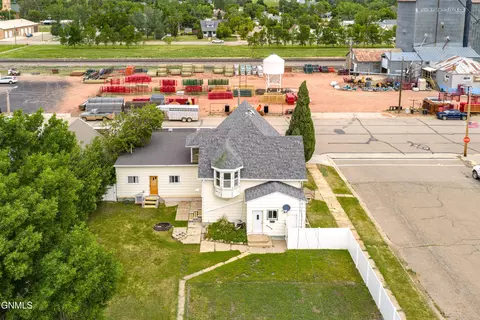 Other - 725 Main St, Hebron, ND 58638 photo 3 of 37
