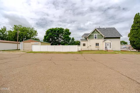 Other - 725 Main St, Hebron, ND 58638 photo 8 of 37