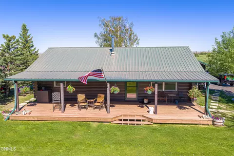 12286 County Road 345, Sidney, MT 59270