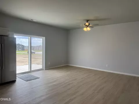 Living - 2904 29th Ave W, Williston, ND 58801 photo 2 of 3
