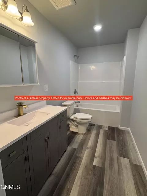 Bath - 2904 29th Ave W, Williston, ND 58801 photo 1 of 3