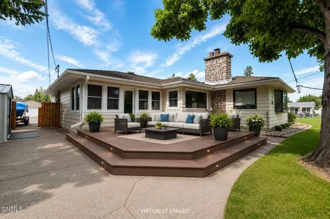 Exterior - 225 Tower Ave, Bismarck, ND 58501 photo 3 of 9