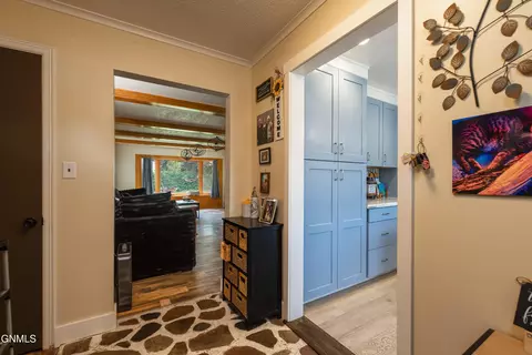 Entry Way - 225 Tower Ave, Bismarck, ND 58501 photo 2 of 2