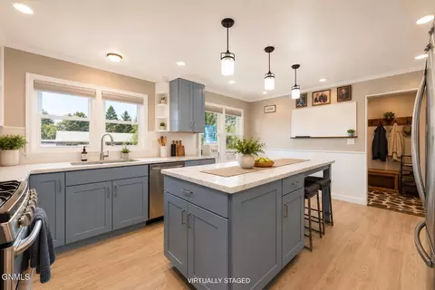 Kitchen - 225 Tower Ave, Bismarck, ND 58501 photo 2 of 3