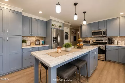 Kitchen - 225 Tower Ave, Bismarck, ND 58501 photo 3 of 3