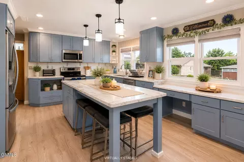 Kitchen - 225 Tower Ave, Bismarck, ND 58501 photo 1 of 3