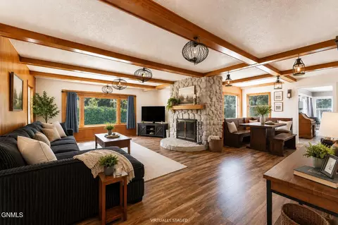 Living - 225 Tower Ave, Bismarck, ND 58501 photo 1 of 2
