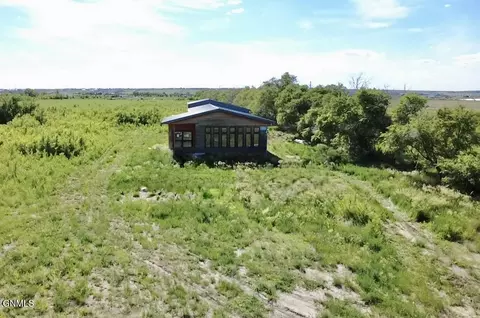 5517 Ronan Ave, Williston, ND 58801