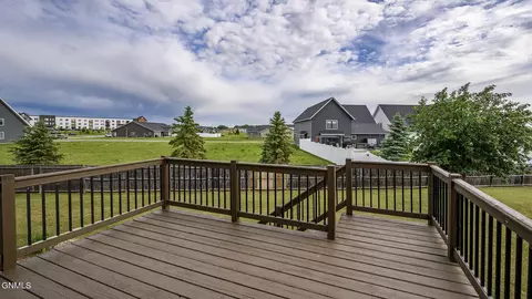Exterior - 306 Brandenburg Loop, Bismarck, ND 58504 photo 2 of 6