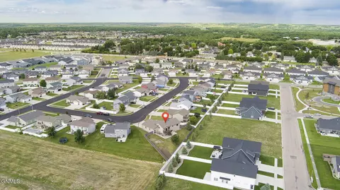 View/Area - 306 Brandenburg Loop, Bismarck, ND 58504 photo 8 of 8