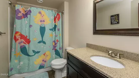 Bath - 306 Brandenburg Loop, Bismarck, ND 58504 photo 6 of 7