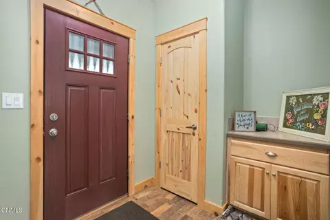 Entry Way - 13371 57th St NW, Williston, ND 58801 photo 1 of 3