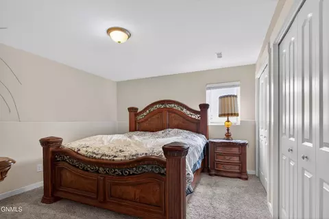 Bedroom - 13676 Cherry St NW, Williston, ND 58801 photo 8 of 10