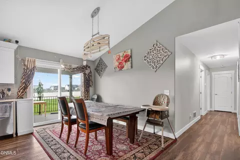Dining - 13676 Cherry St NW, Williston, ND 58801 photo 1 of 1