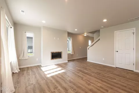 Living - 3313 Kenner Loop, Bismarck, ND 58504 photo 1 of 2