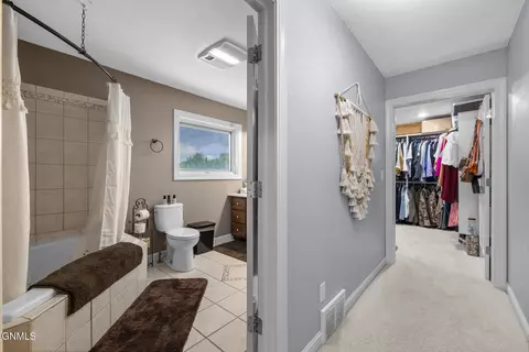 Entry Way - 3319 11th Ave E, Williston, ND 58801 photo 7 of 7