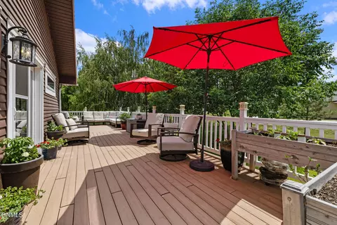 Exterior - 3319 11th Ave E, Williston, ND 58801 photo 5 of 25