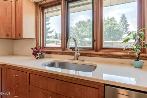 Kitchen - 1205 Coulee Rd, Bismarck, ND 58501 photo 1 of 4