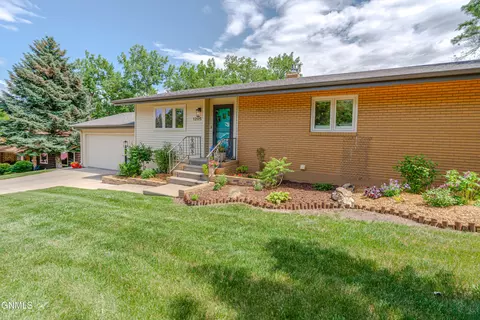 Exterior - 1205 Coulee Rd, Bismarck, ND 58501 photo 11 of 11