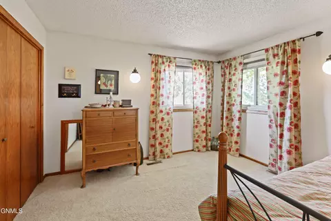 Bedroom - 13011305 4th Ave E, Williston, ND 58801 photo 4 of 6