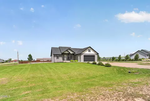 13355 Yellowstone Meadow St, Williston, ND 58801