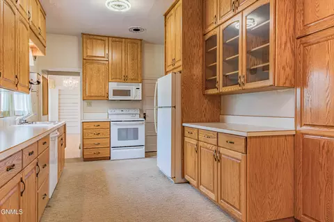 Kitchen - 253 1st St NE, Garrison, ND 58540 photo 3 of 7