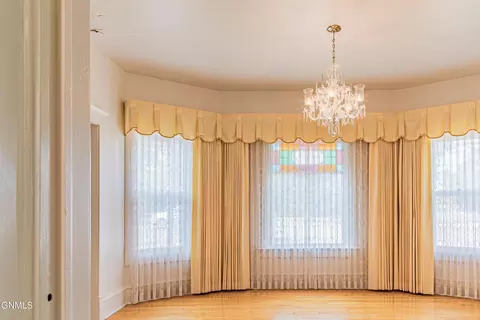Dining - 253 1st St NE, Garrison, ND 58540 photo 2 of 3
