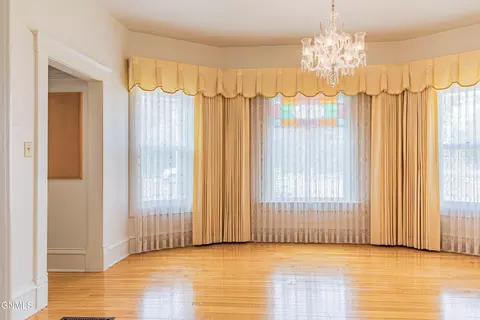 Dining - 253 1st St NE, Garrison, ND 58540 photo 1 of 3