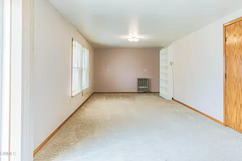 Living - 253 1st St NE, Garrison, ND 58540 photo 4 of 5