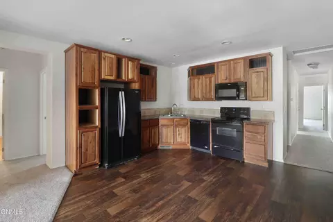 Kitchen - 807 40th St E, Williston, ND 58801 photo 1 of 1
