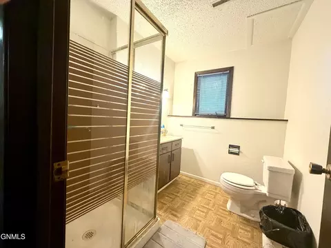 Bath - 3643 Regent Dr E, Bismarck, ND 58504 photo 3 of 3