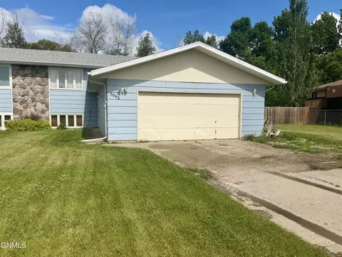 Exterior - 3643 Regent Dr E, Bismarck, ND 58504 photo 2 of 6