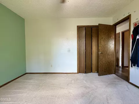 Bedroom - 3643 Regent Dr E, Bismarck, ND 58504 photo 3 of 4