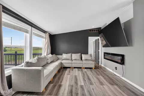 Living - 5727 Freedom Ln, Williston, ND 58801 photo 2 of 2