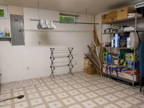 31 Mcdougall Dr, Lincoln, ND 58504 photo 36