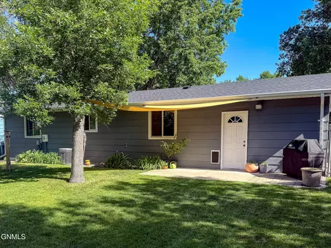 31 Mcdougall Dr, Lincoln, ND 58504 photo 45