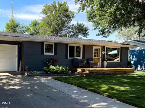 31 Mcdougall Dr, Lincoln, ND 58504 photo 9