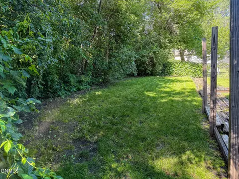 31 Mcdougall Dr, Lincoln, ND 58504 photo 44